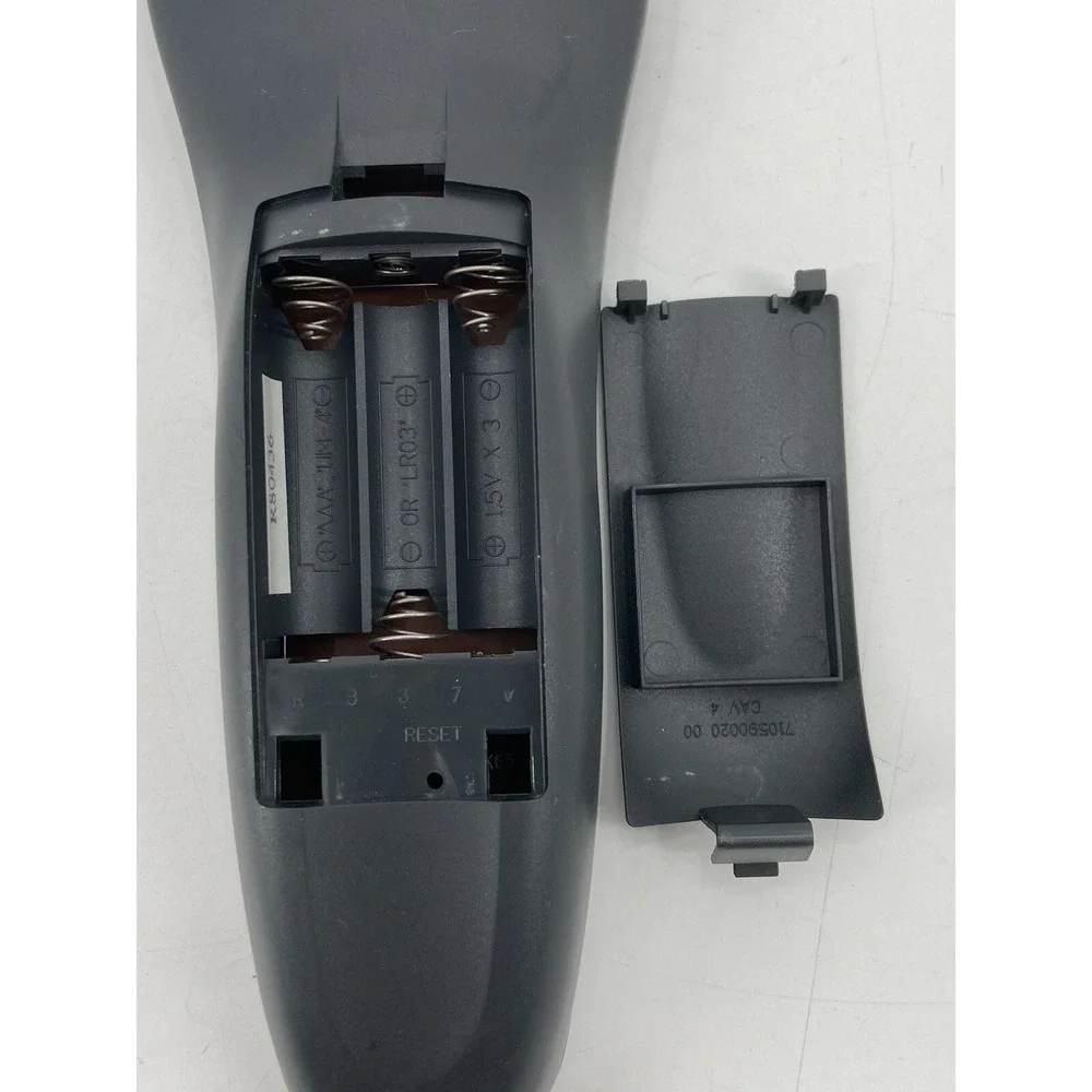 Magnavox‎ R90246 Remote Control - Picture 4 of 4